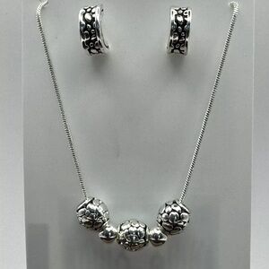 Belk Silver Color Pendent And Earrings Set New